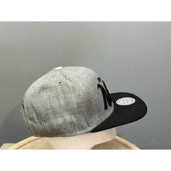 Brooklyn Nets Hat Mitchell & Ness Adjustable Strapback Cap NBA Gray Flat Bill - Picture 7 of 10